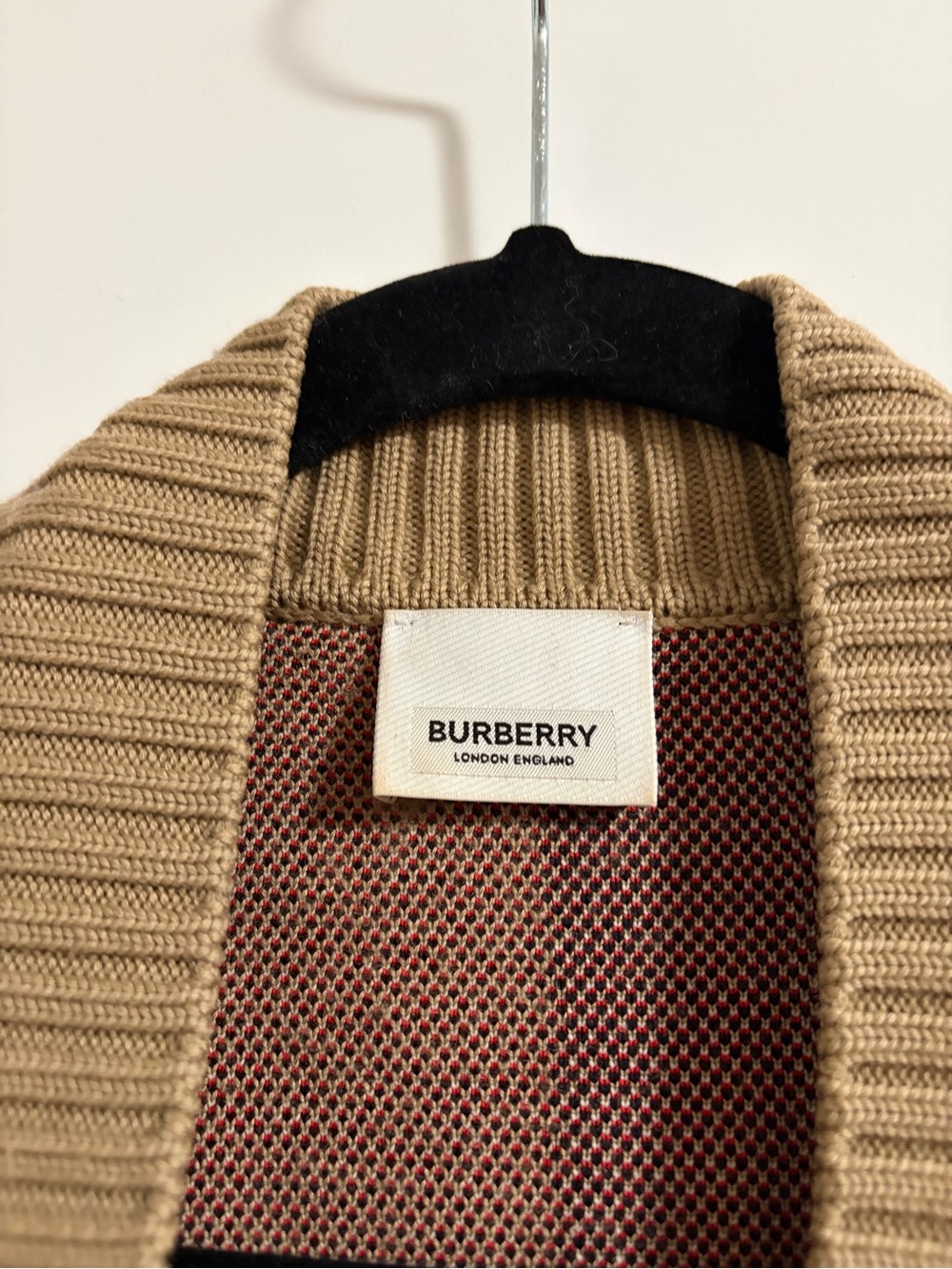 AUTHENTIC Burberry Women’s Cardigan - Picture 7 of 7